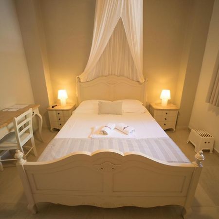 Alicelia Boutique Inn Вати Экстерьер фото