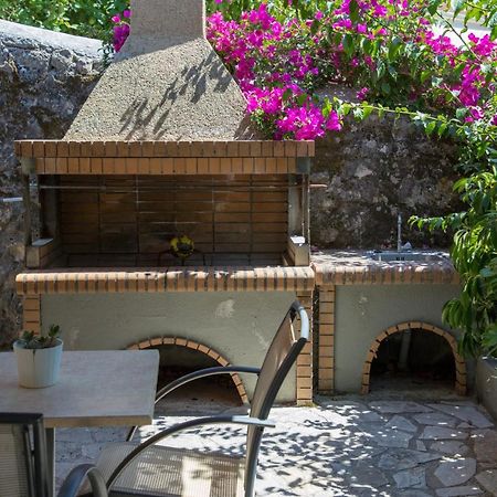 Alicelia Boutique Inn Вати Экстерьер фото