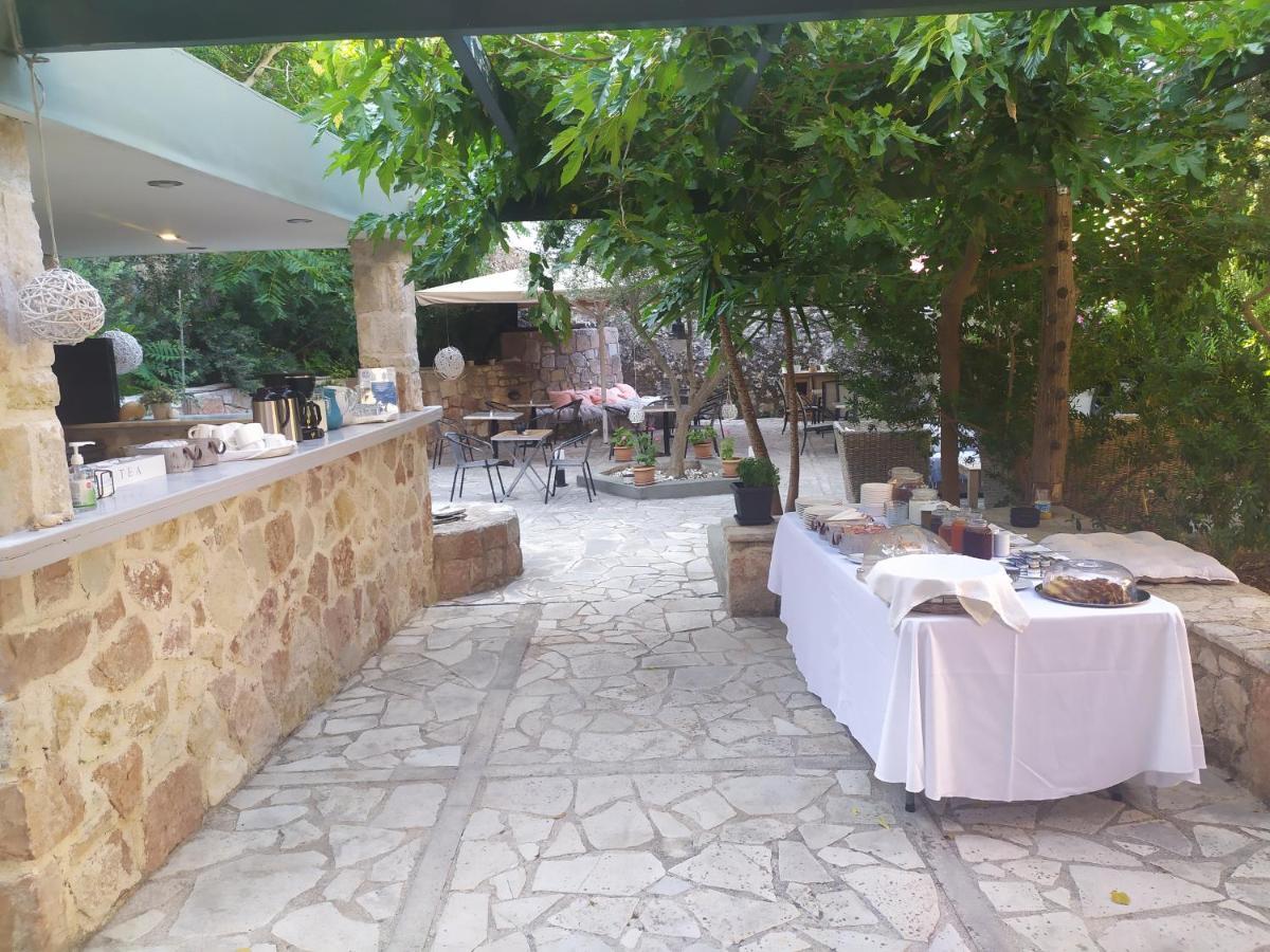 Alicelia Boutique Inn Вати Экстерьер фото