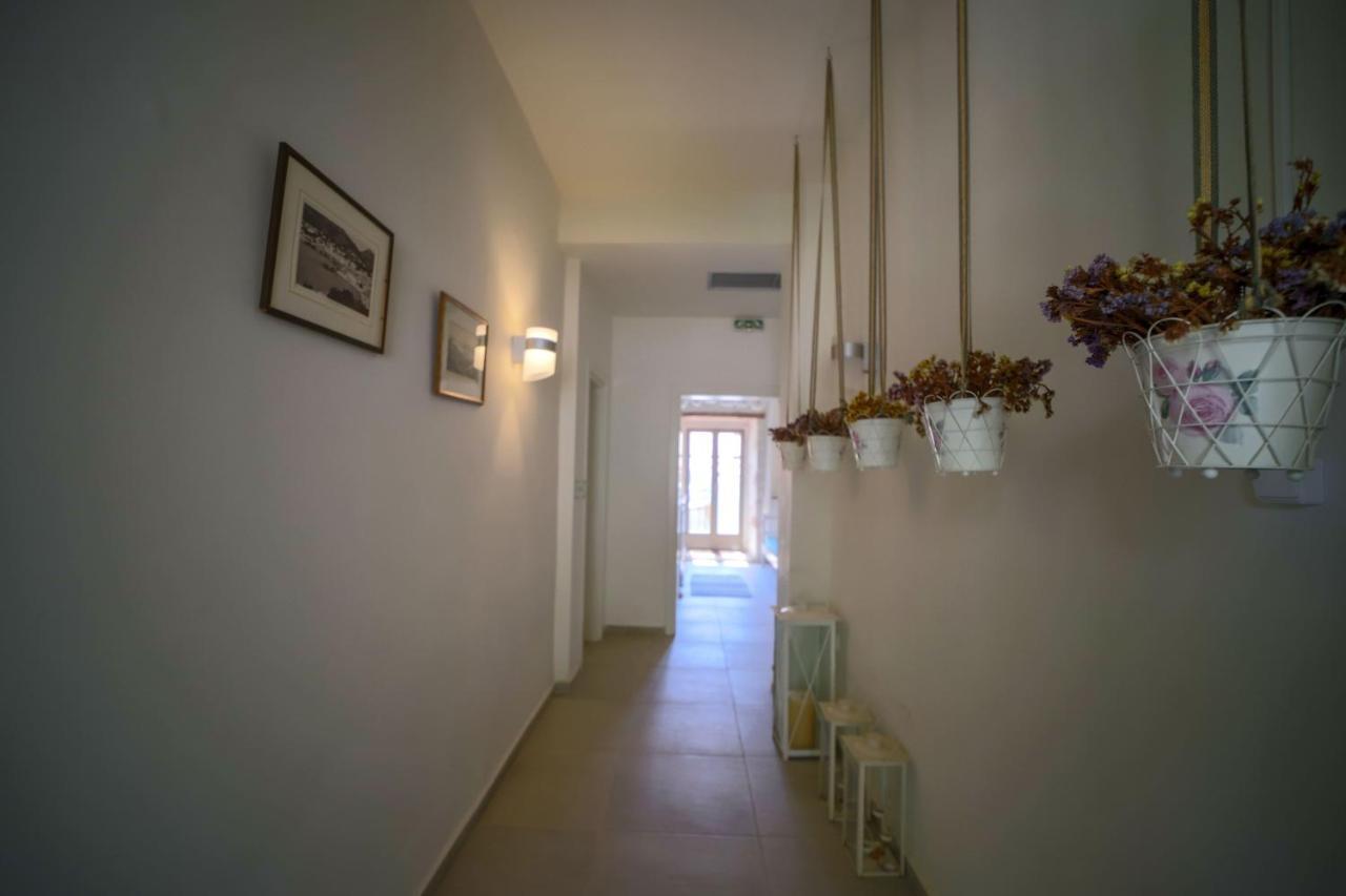 Alicelia Boutique Inn Вати Экстерьер фото