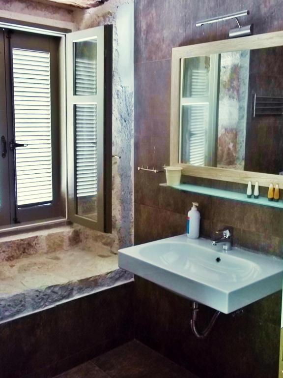 Alicelia Boutique Inn Вати Номер фото