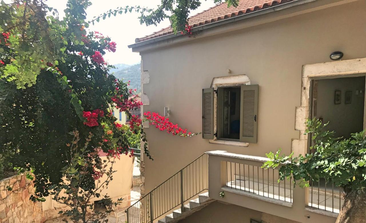 Alicelia Boutique Inn Вати Экстерьер фото